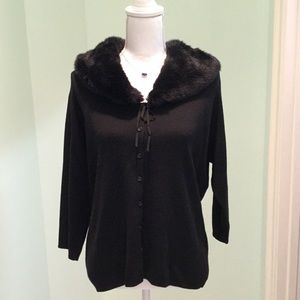 🏷️ Vintage Kathy Ireland Black Wool Blend Faux Fur Collar Cardigan